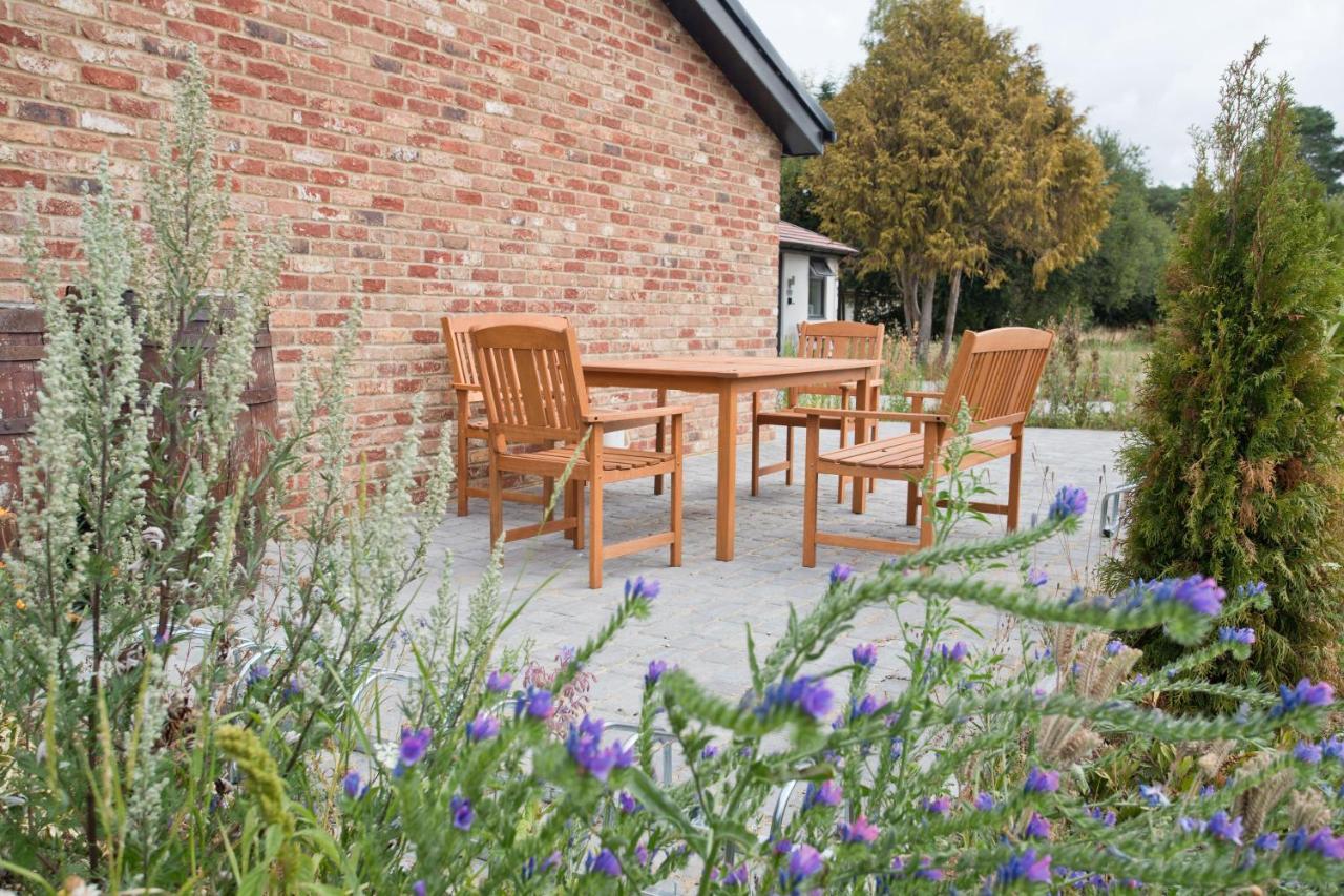 The Bearded Goat Den - A Rural Retreat At This Modern Holiday Cottage سانت ليناردس المظهر الخارجي الصورة
